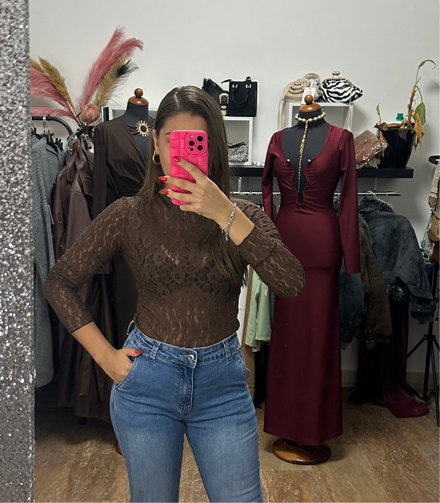 Maglietta in pizzo trasparente