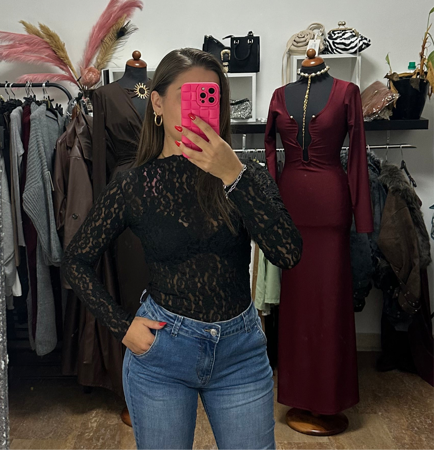 Maglietta in pizzo trasparente